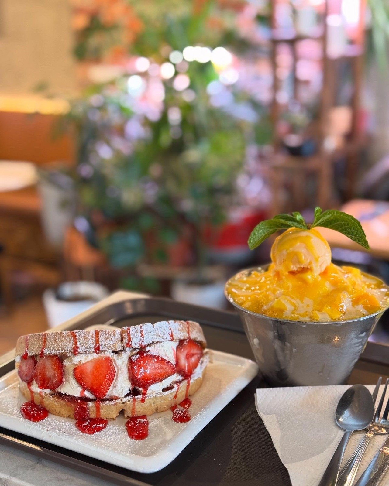 Strawberry waffle and mango bingsu